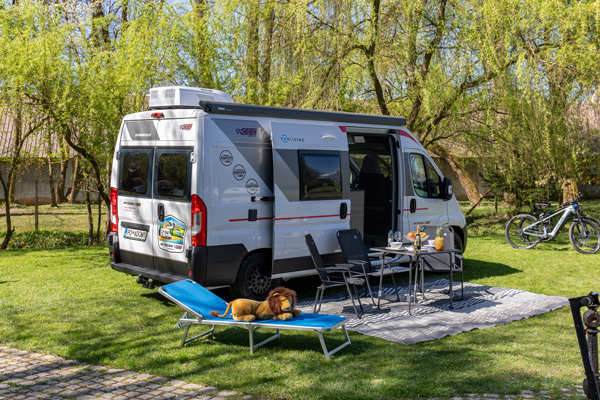 Najem avtodoma Adria V-Series V60 SP