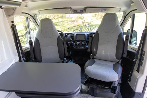 Najem avtodoma Adria V-Series V60 SP