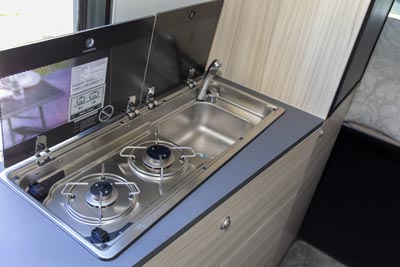 Najem avtodoma Adria V-Series V60 SP
