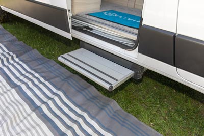 Najem avtodoma Adria V-Series V60 SP