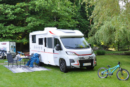 Najem avtodoma Adria C-Series C65 SL