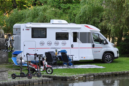 Najem avtodoma Adria C-Series C65 SL