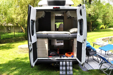 Najem avtodoma Adria V-Series V65 SL